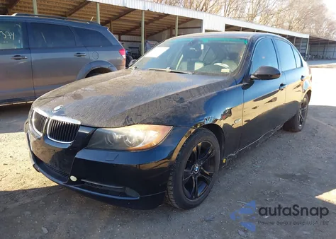2008 BMW 328Xi из США, поврежденный, VIN WBAVC935X8K042360